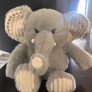 Aroma Home Grey Elephant Plush Stuffed Animal Lover 14" Micro Warming Bead Pouch